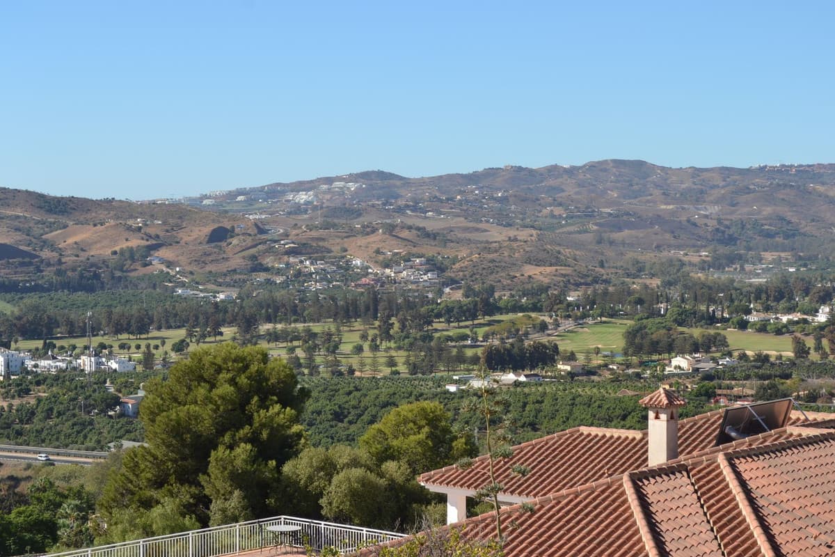 Detached Villa in Sierrezuela — photo 7 of 10