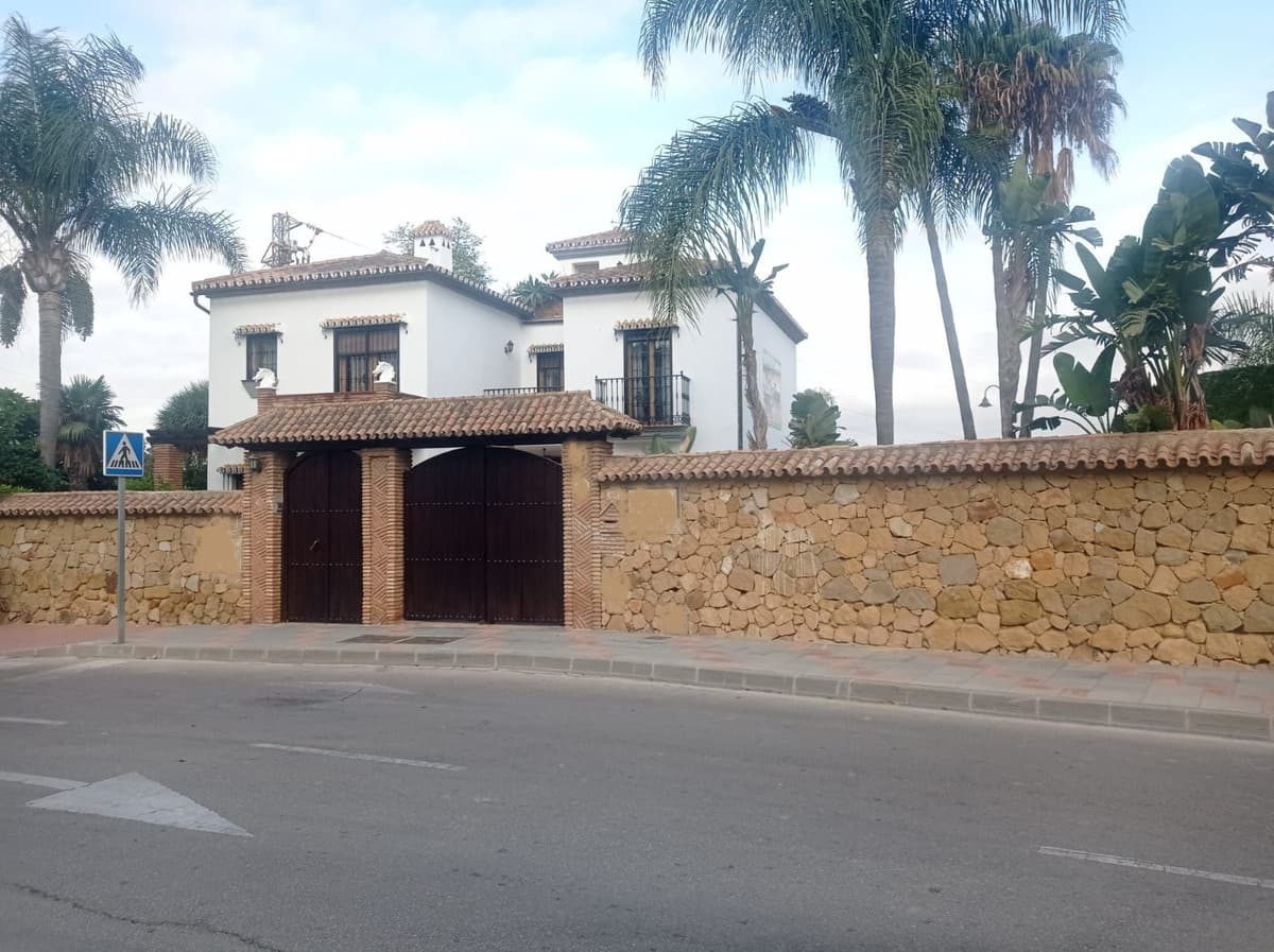 Detached Villa in Mijas — photo 5 of 10