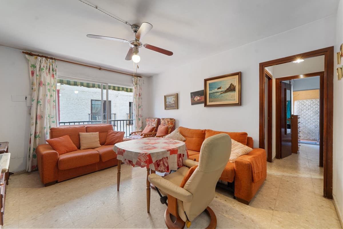 Middle Floor Apartment in Fuengirola — photo 6 of 10