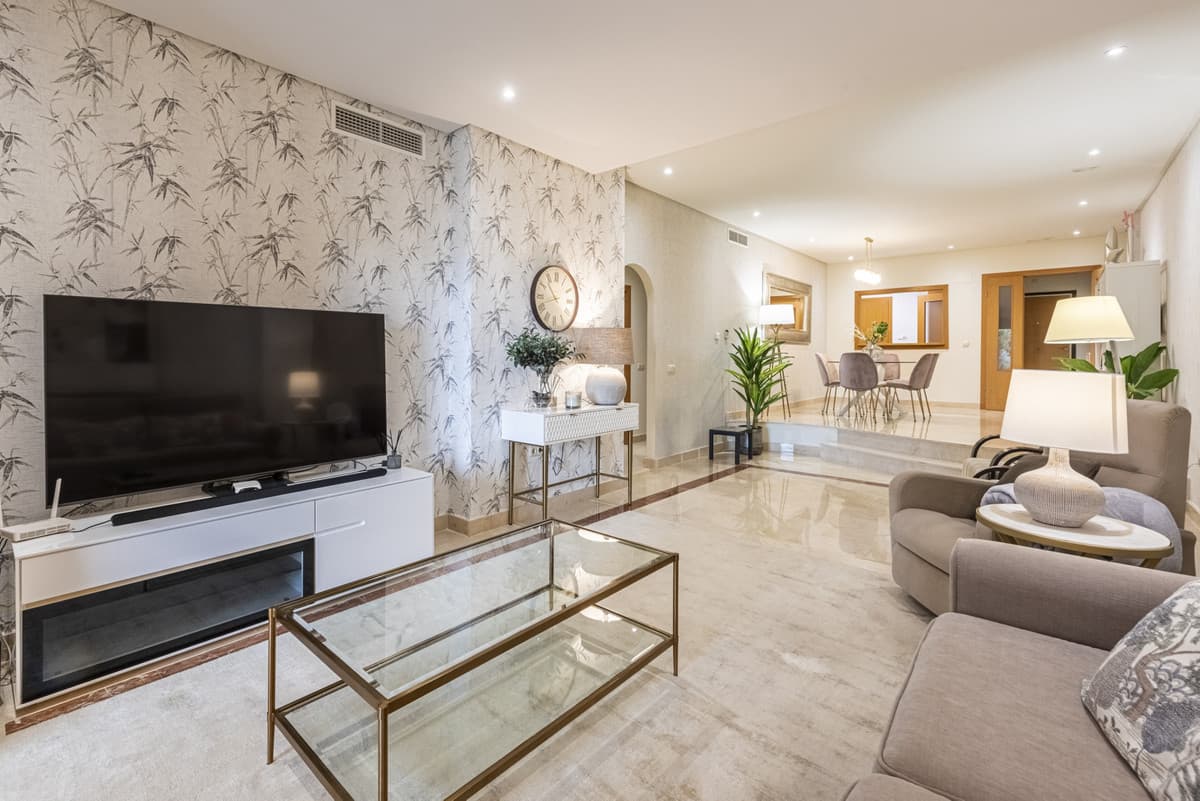 Middle Floor Apartment in Puerto Banús — photo 8 of 10