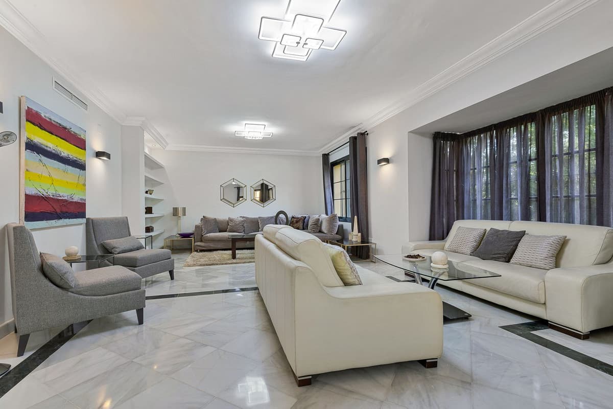 Detached Villa in Guadalmina Baja — photo 5 of 10