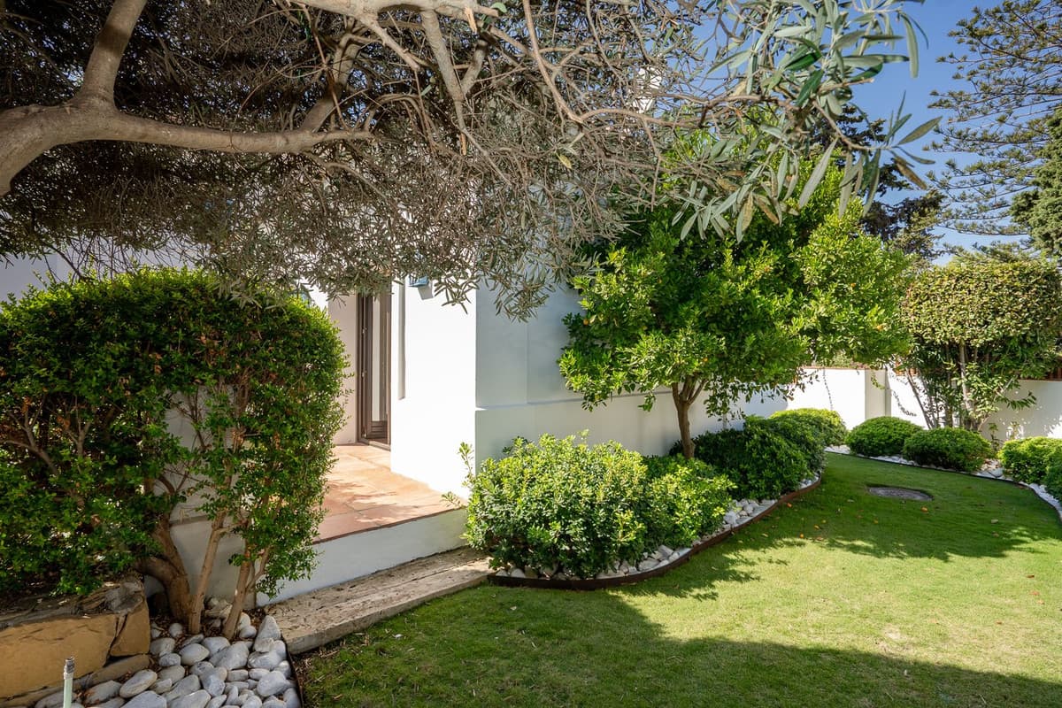 Detached Villa in Guadalmina Baja — photo 6 of 10