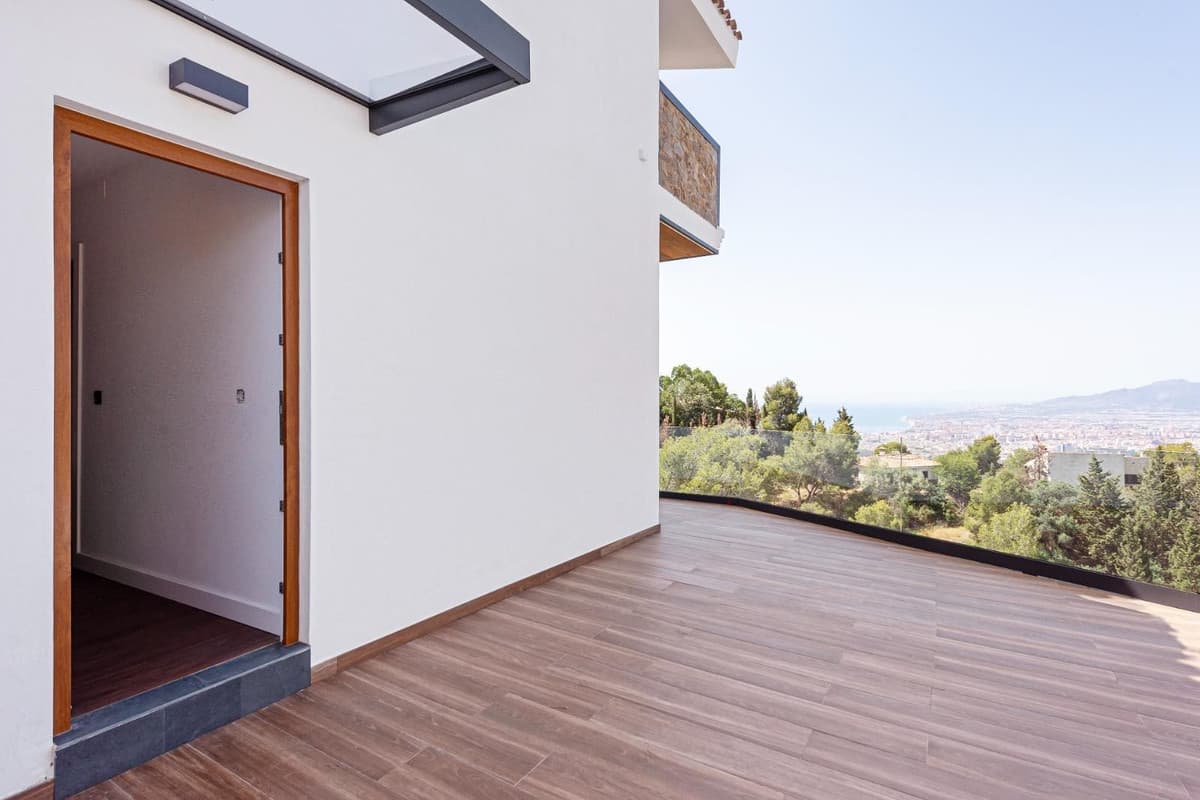Detached Villa in Málaga Este — photo 9 of 10