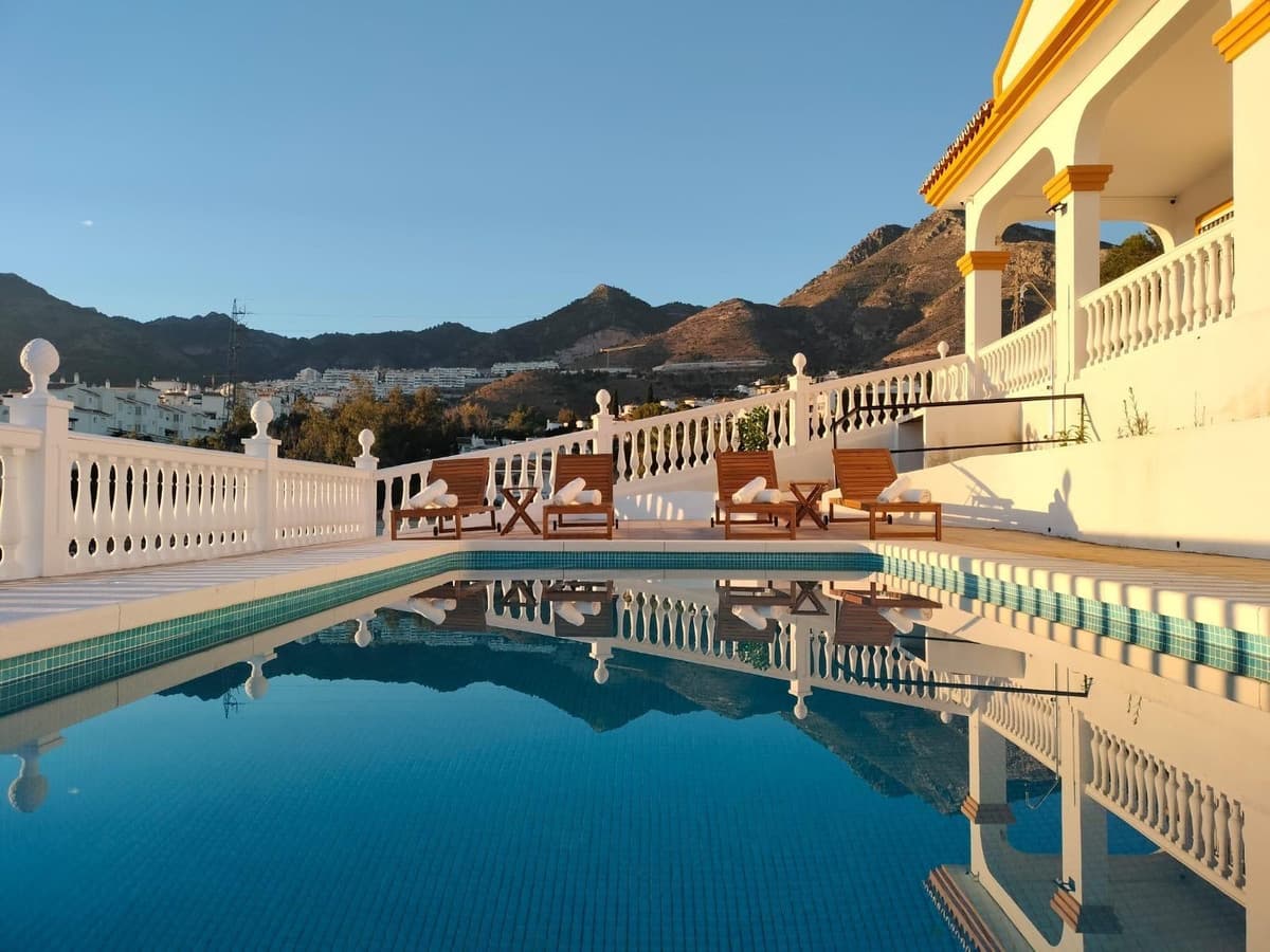 Detached Villa in Benalmadena — photo 1 of 10