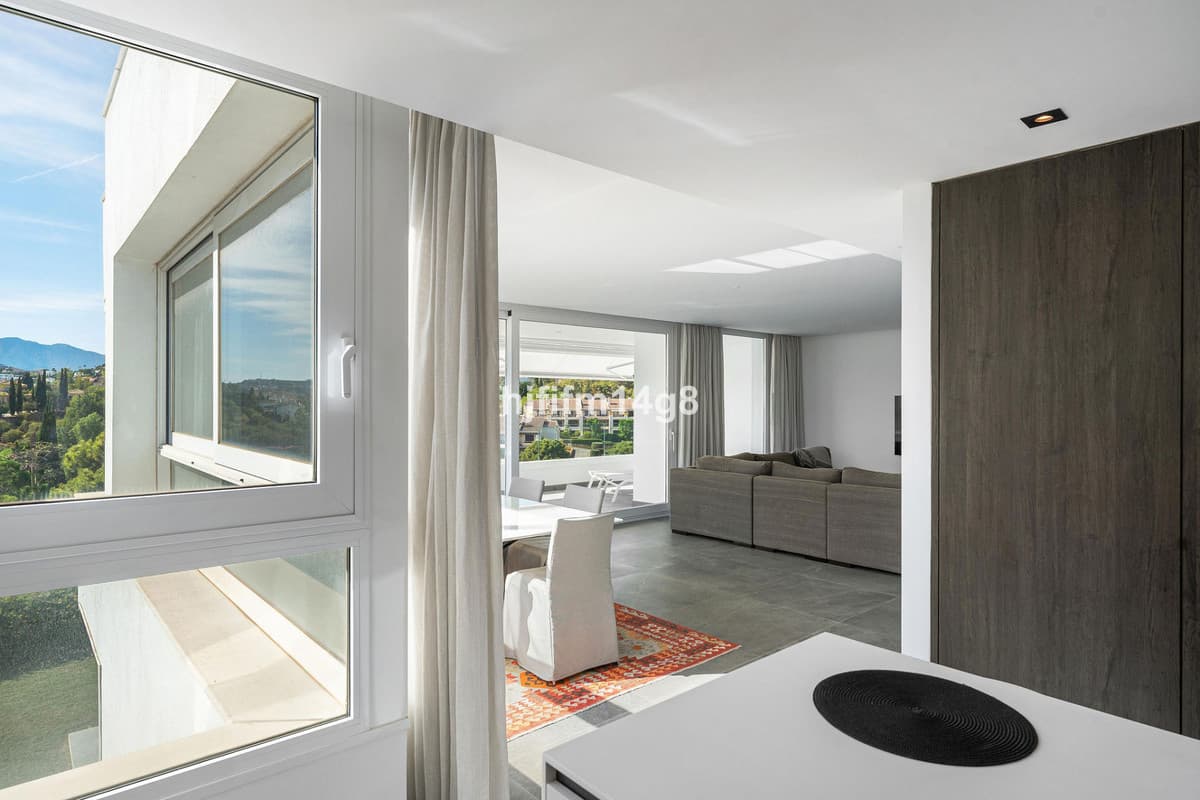 Penthouse Duplex in La Quinta — photo 7 of 10