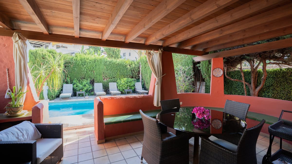 Detached Villa in Marbella — photo 2 of 10