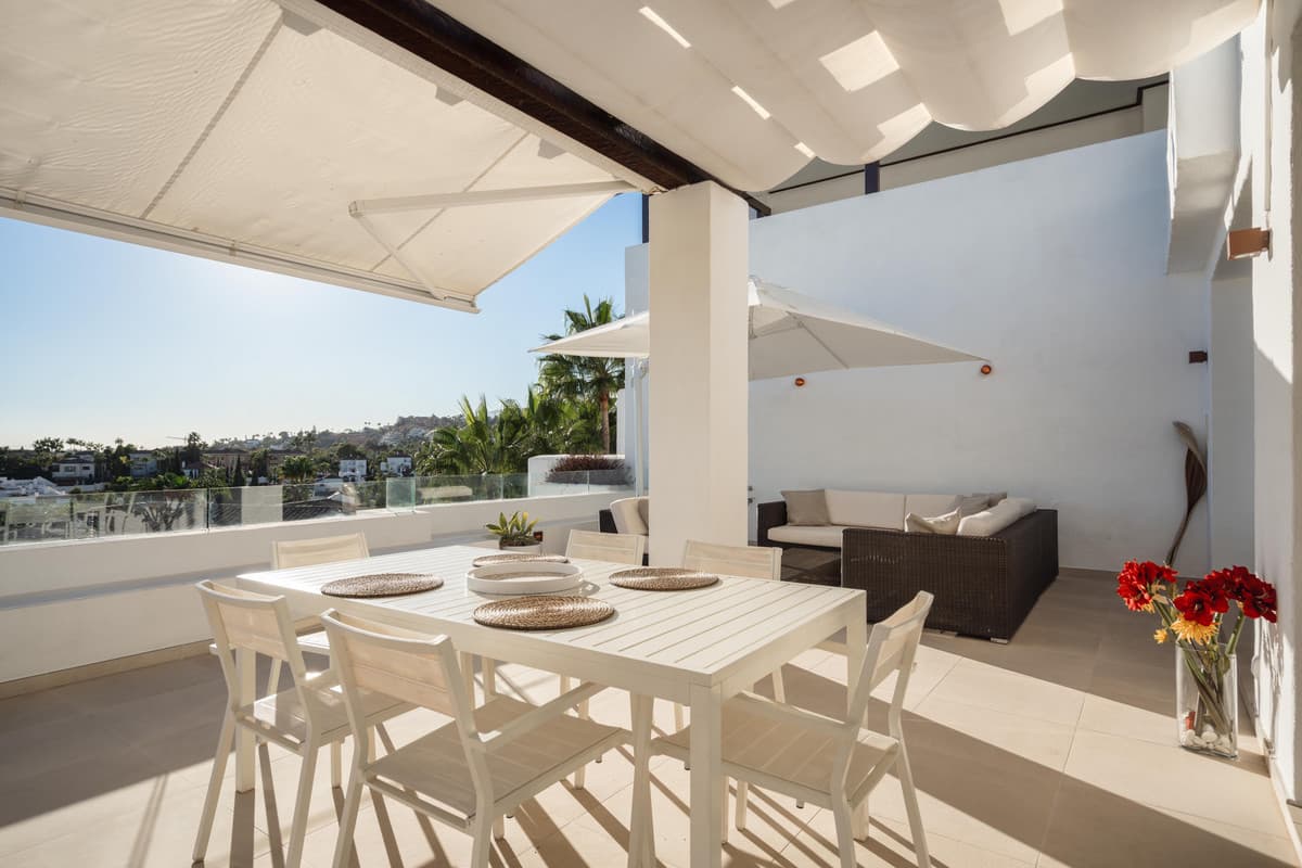 Penthouse Duplex in Nueva Andalucía — photo 3 of 10