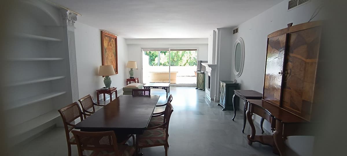 Penthouse Duplex in Guadalmina Baja — photo 4 of 10