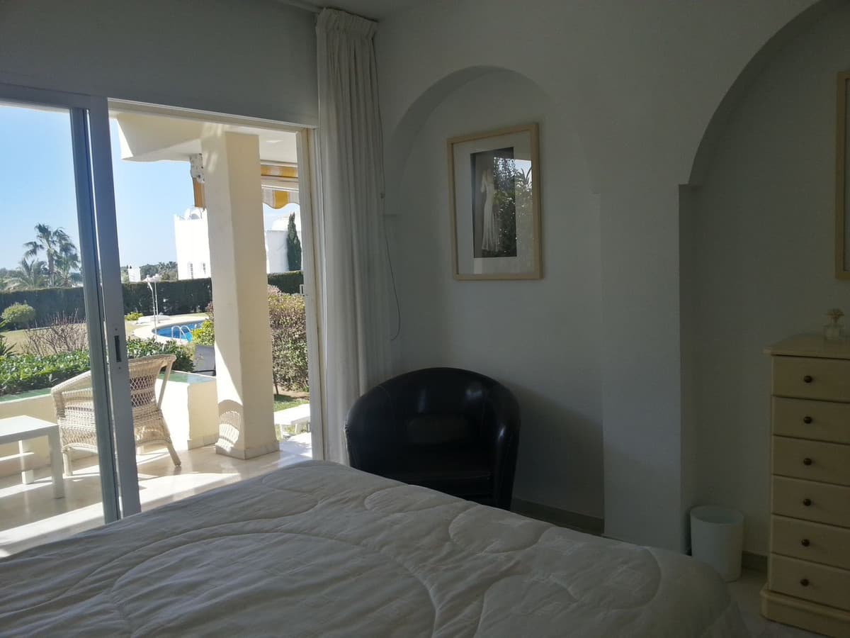 Ground Floor Apartment in Reserva de Marbella — photo 8 of 10