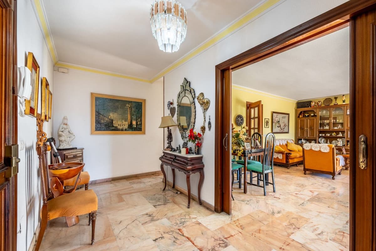 Middle Floor Apartment in Fuengirola — photo 4 of 10
