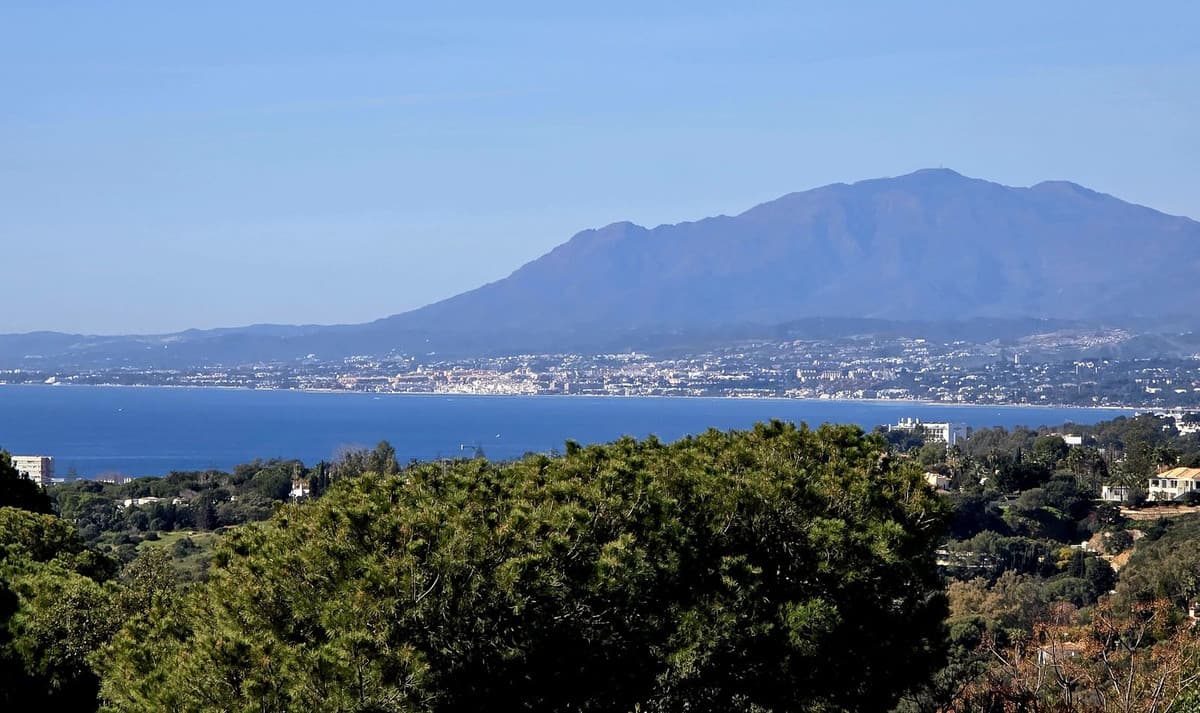 Residential Plot in Elviria — photo 1 of 5