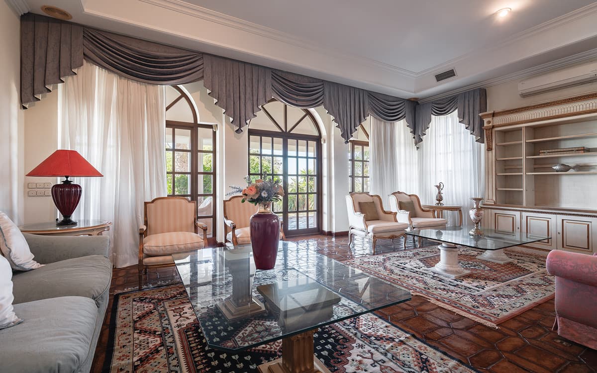 Detached Villa in The Golden Mile — photo 3 of 10