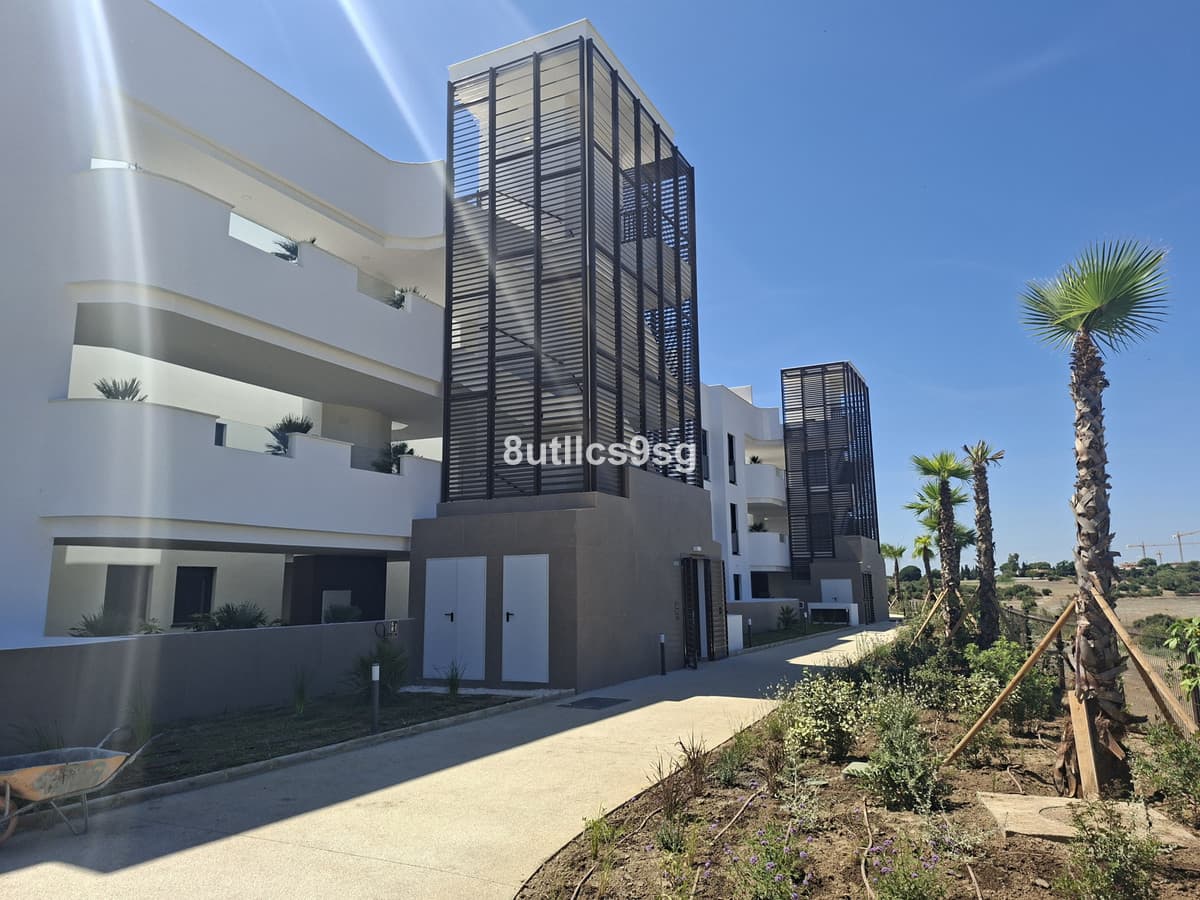 Penthouse in Estepona — photo 2 of 10