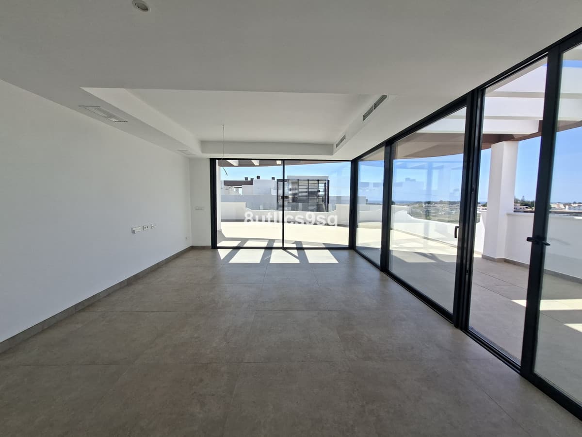 Penthouse in Estepona — photo 8 of 10