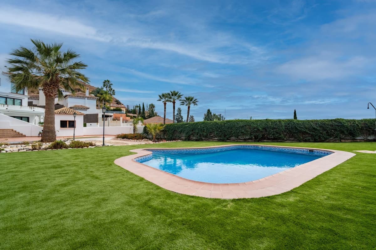 Detached Villa in Pinares de San Antón — photo 3 of 10