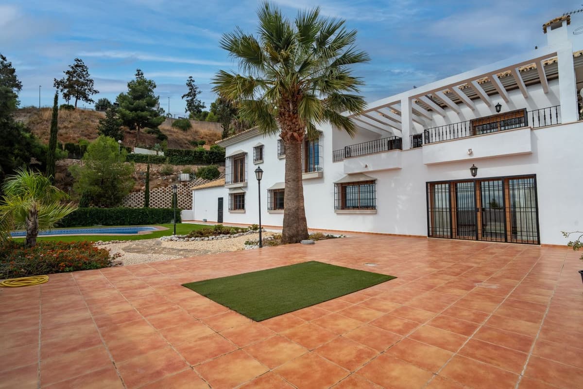 Detached Villa in Pinares de San Antón — photo 8 of 10