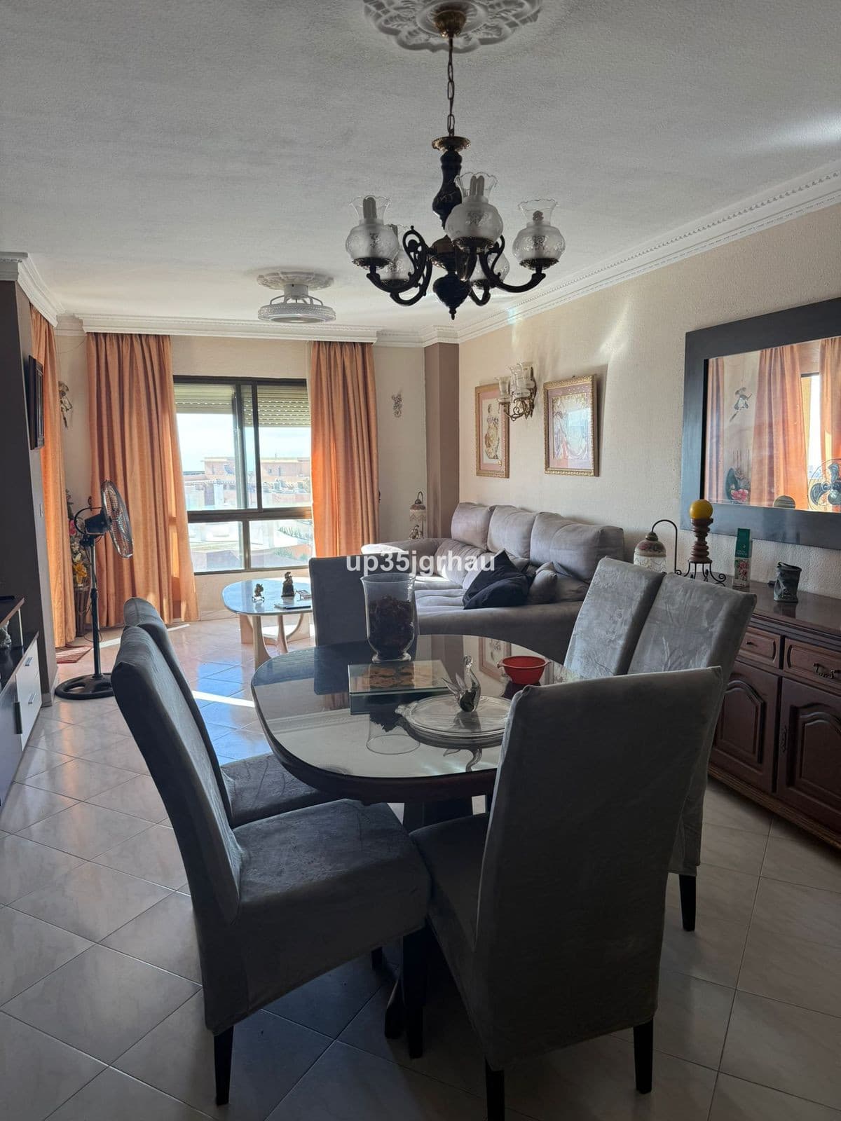 Top Floor Apartment in Estepona — photo 3 of 10