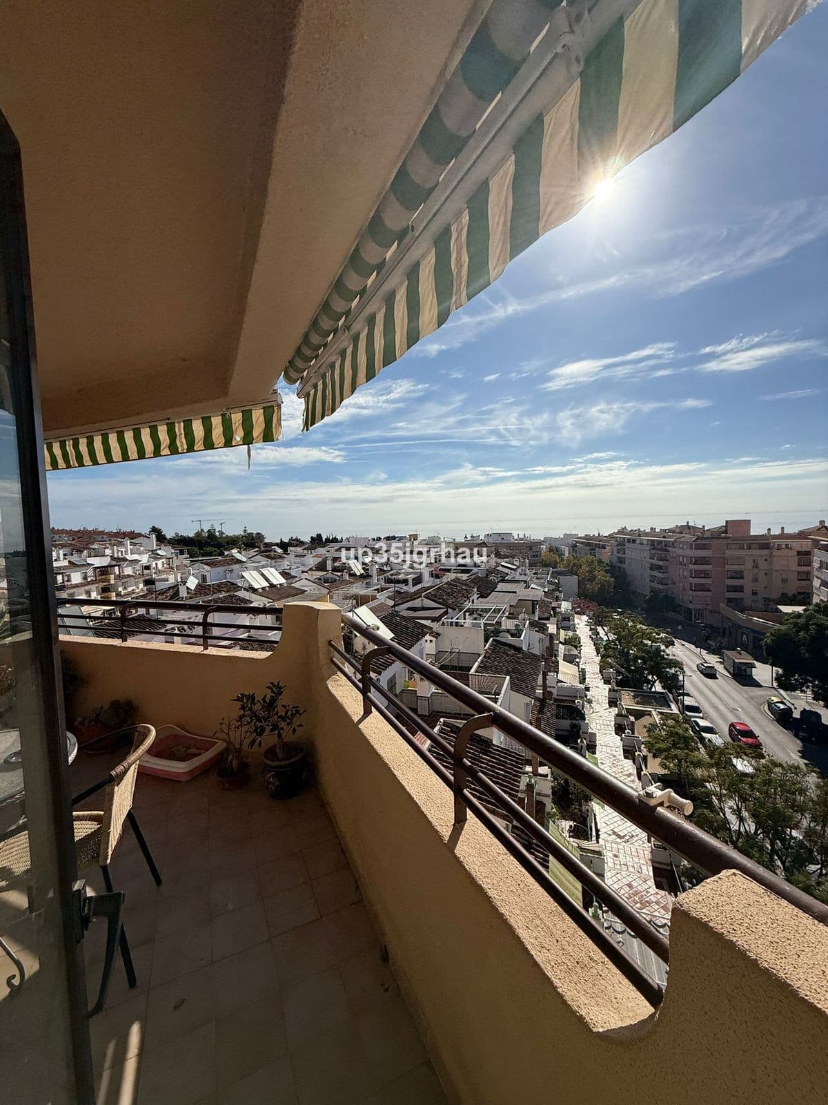 Top Floor Apartment in Estepona — photo 5 of 10