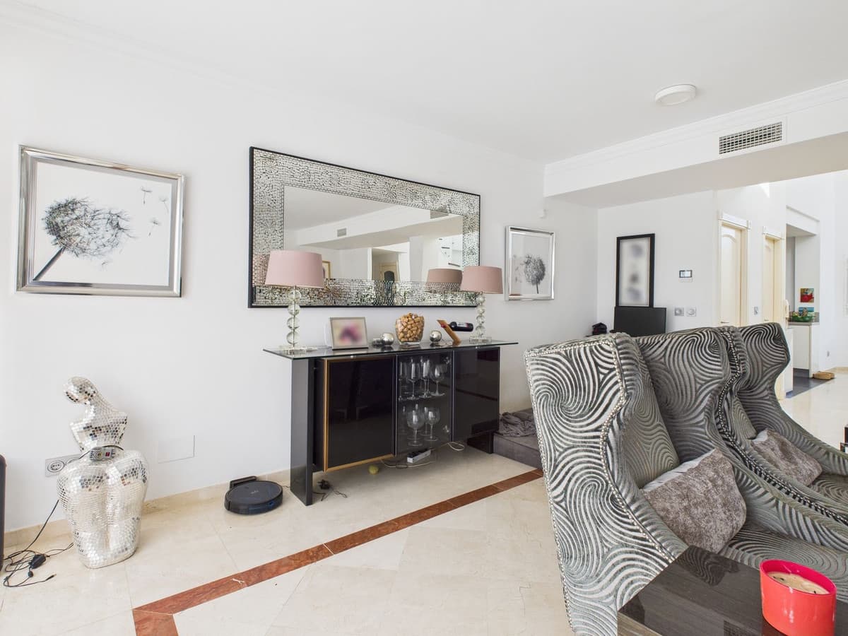 Penthouse in San Roque — photo 7 of 10