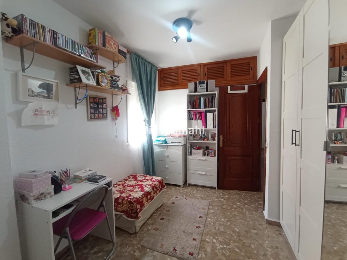 Middle Floor Apartment in La Trinidad — photo 7 of 10