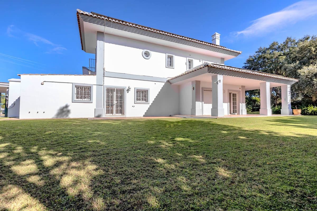 Detached Villa in San Roque Club — photo 2 of 10