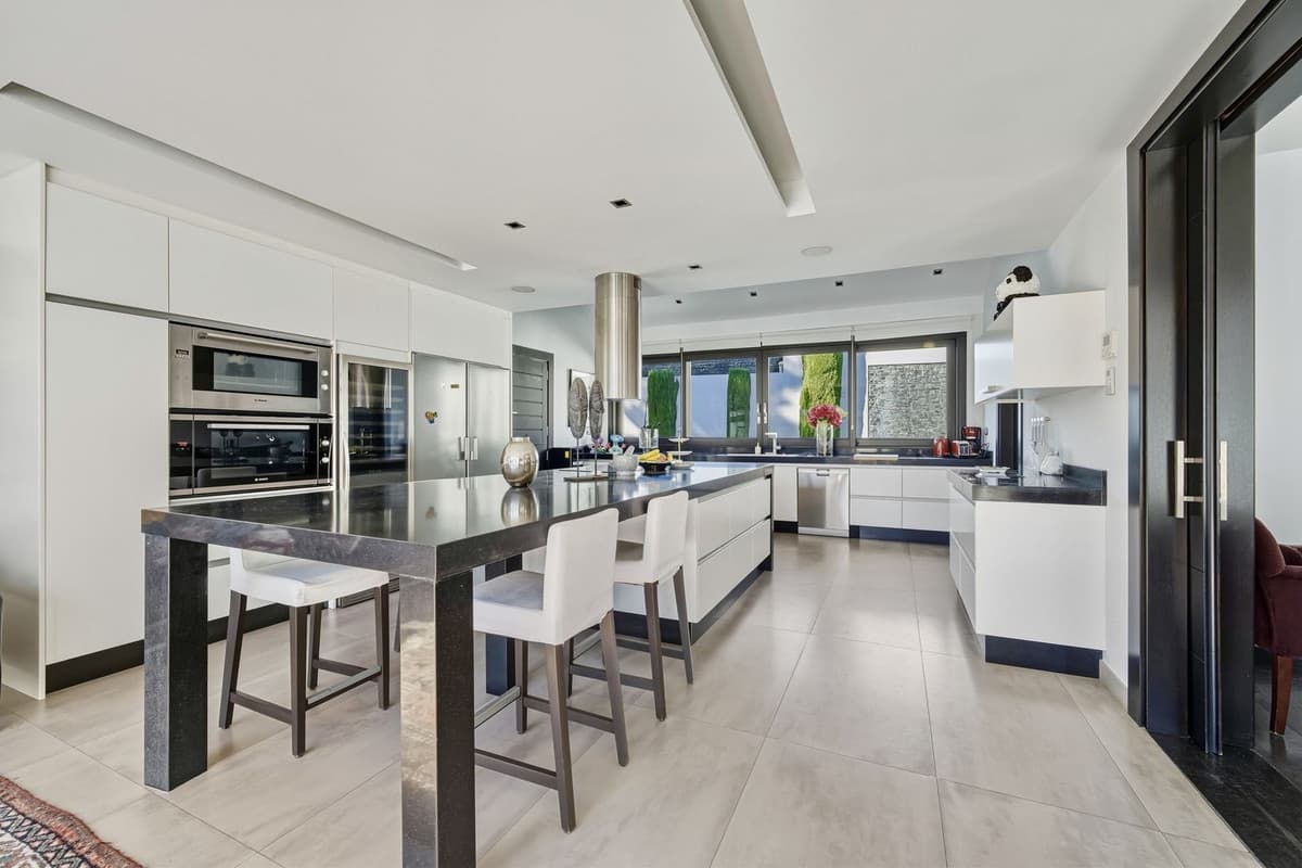 Detached Villa in Guadalmina Baja — photo 4 of 10