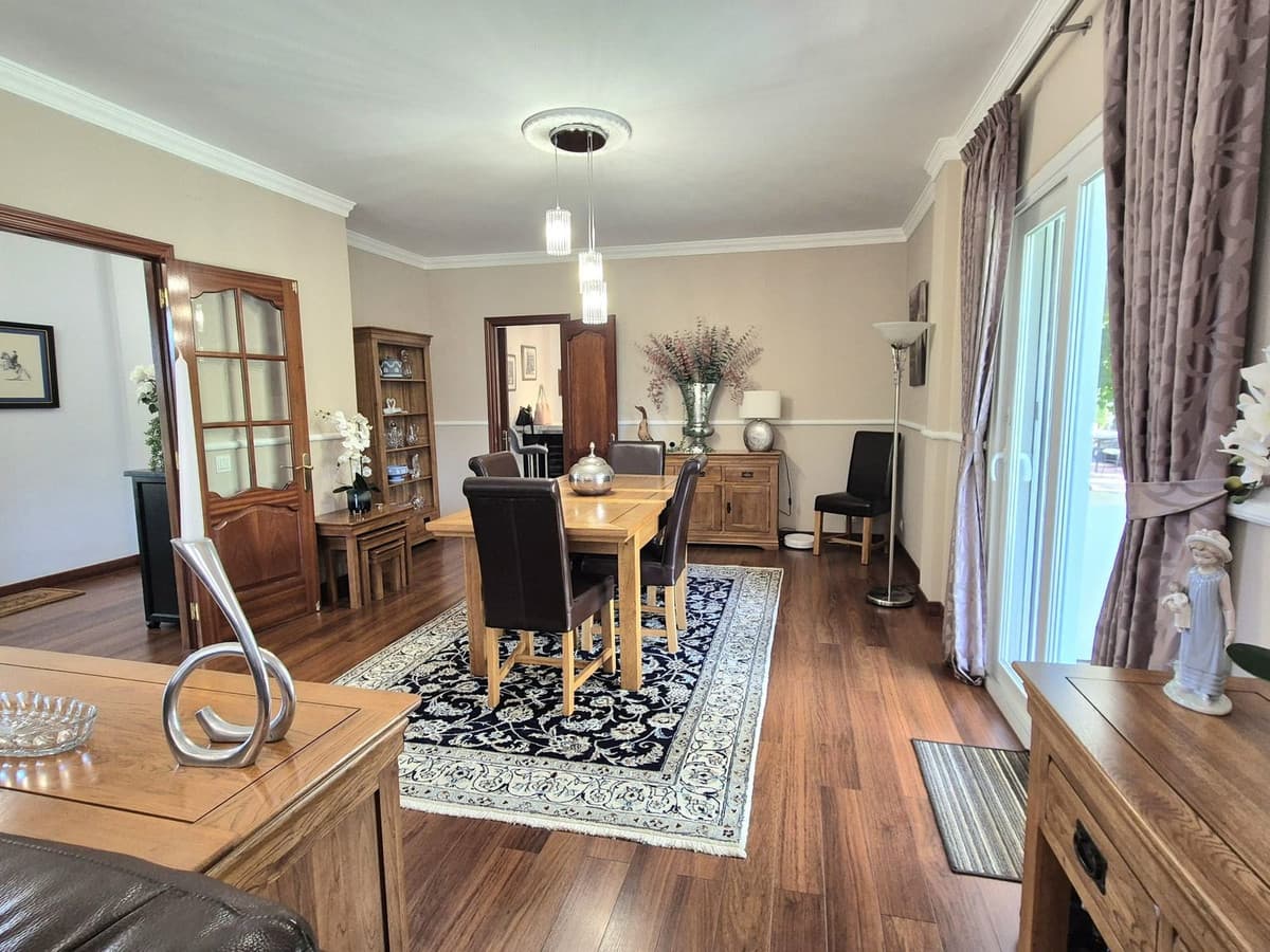 Detached Villa in Coín — photo 8 of 10