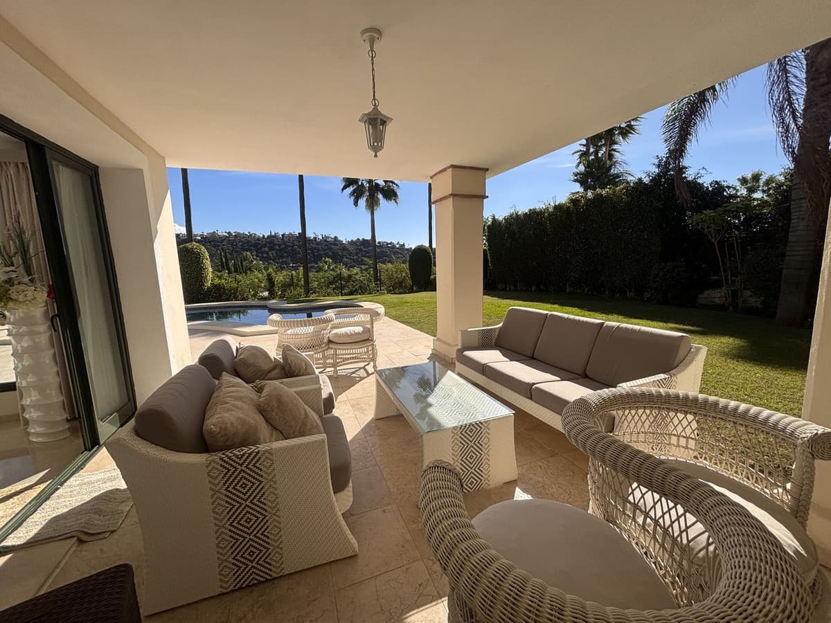 Detached Villa in Benahavís — photo 5 of 10