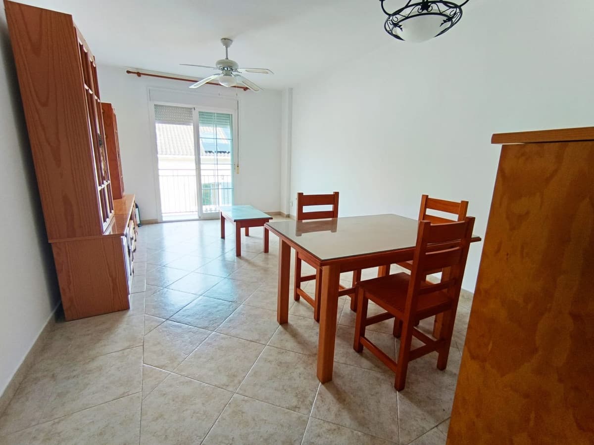 Middle Floor Apartment in Fuengirola — photo 2 of 10