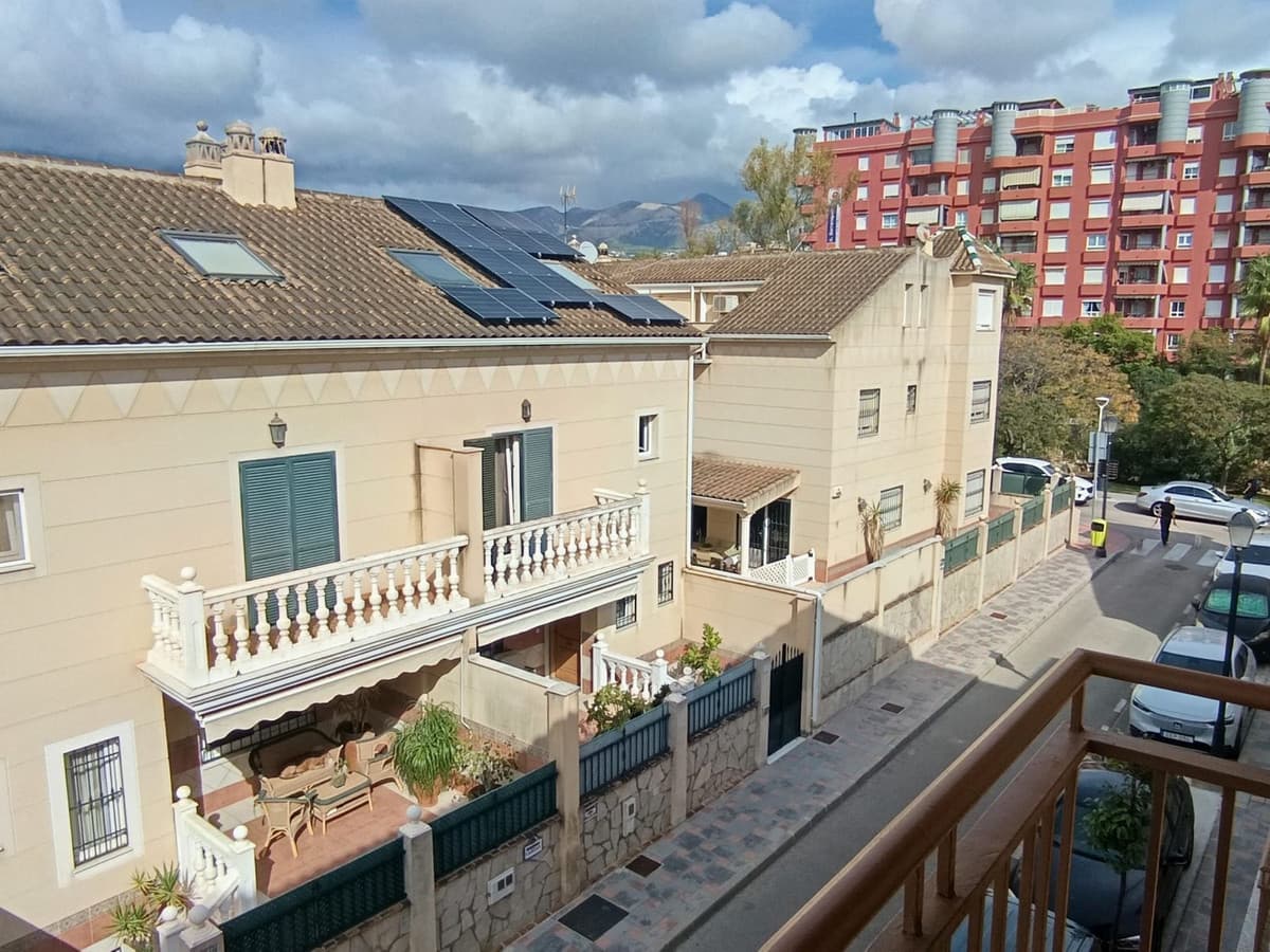 Middle Floor Apartment in Fuengirola — photo 4 of 10