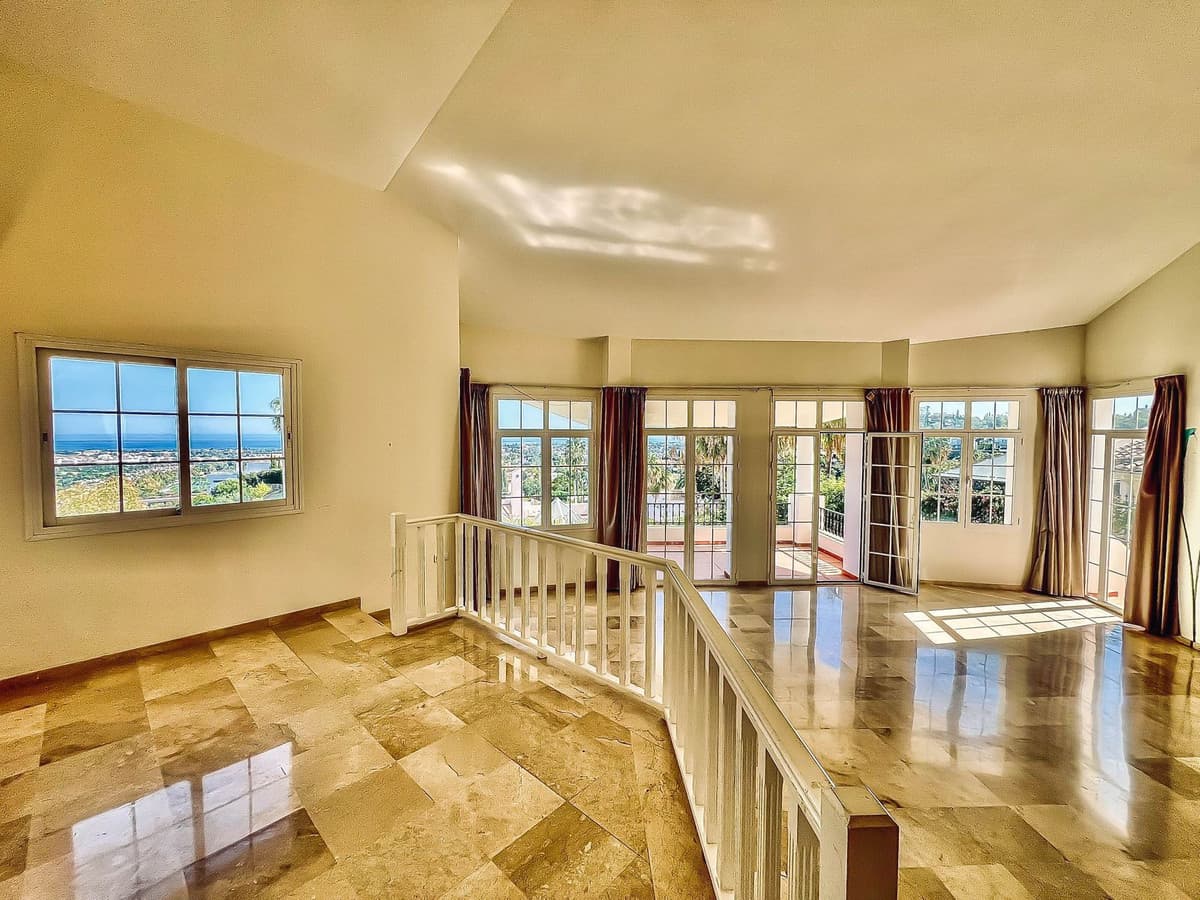 Detached Villa in La Quinta — photo 10 of 10