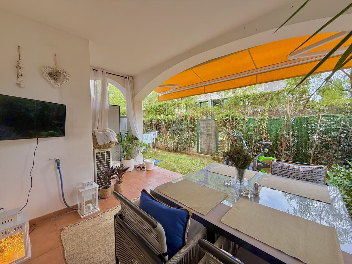 Ground Floor Apartment in The Golden Mile — photo 2 of 10