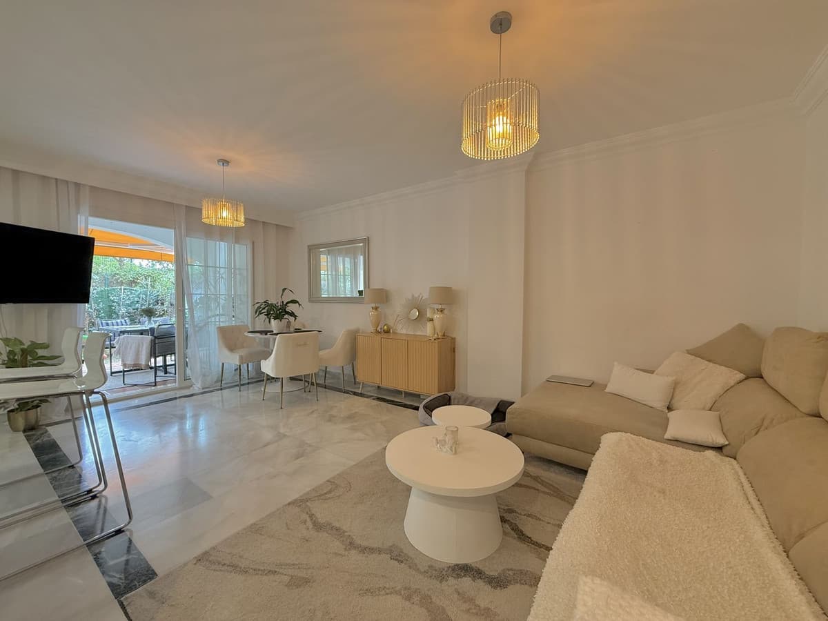 Ground Floor Apartment in The Golden Mile — photo 9 of 10