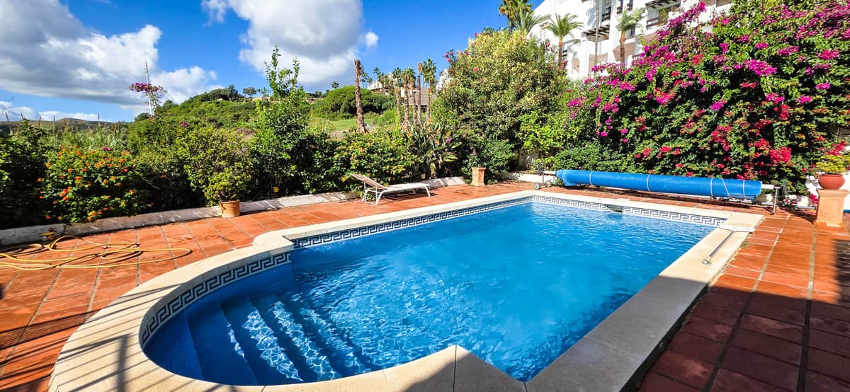 Semi-Detached House in La Duquesa — photo 10 of 10