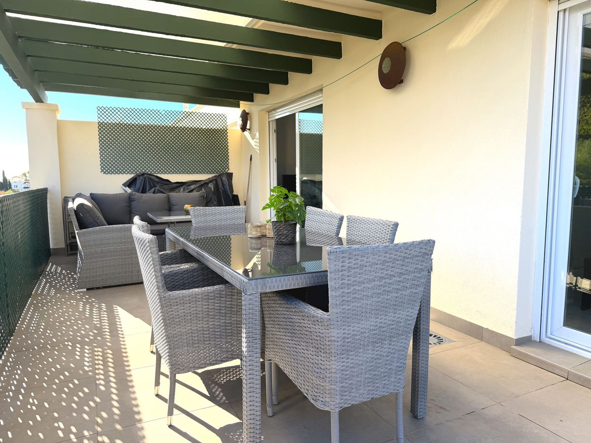 Penthouse in Nueva Andalucía — photo 3 of 10