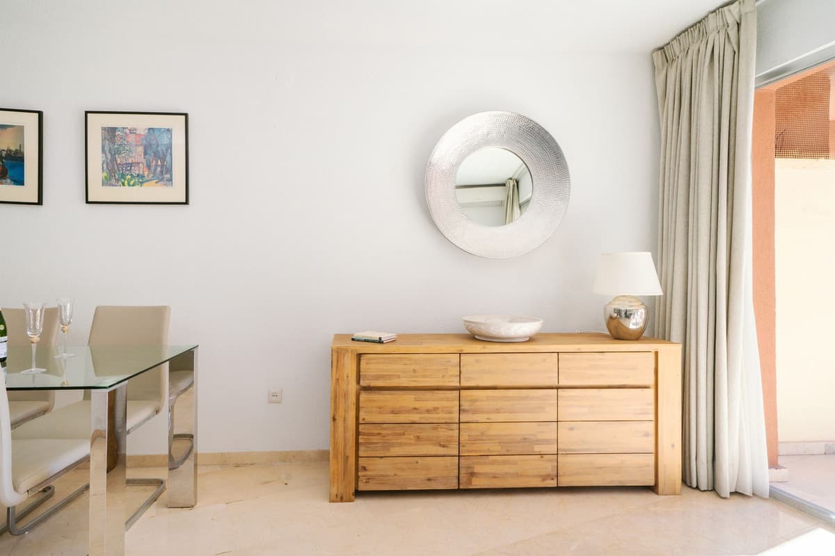 Middle Floor Apartment in Marbella — photo 10 of 10