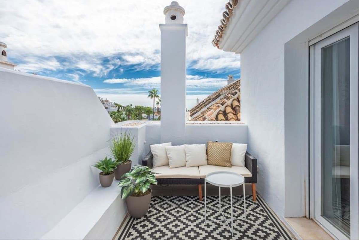 Penthouse Duplex in Nueva Andalucía — photo 6 of 10