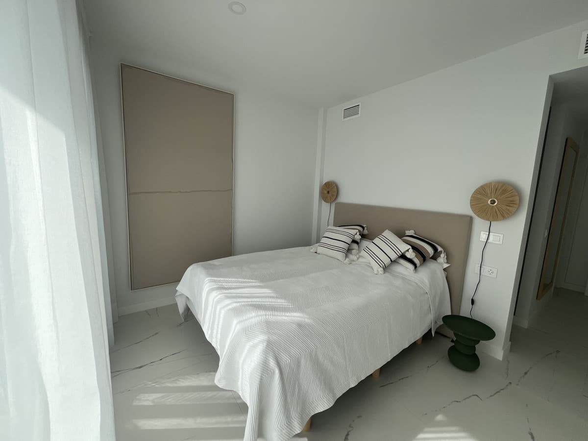 Middle Floor Apartment in Casares — photo 6 of 10