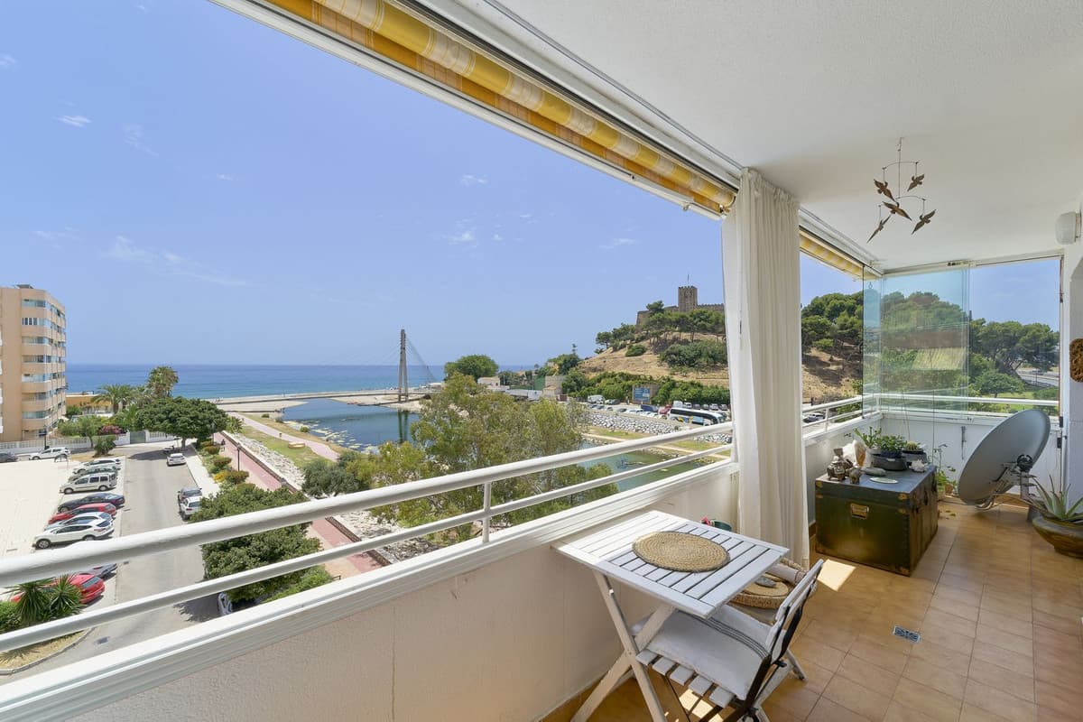 Middle Floor Apartment in Fuengirola — photo 1 of 10