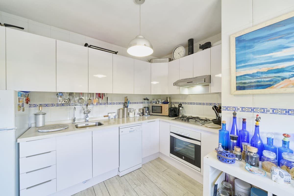 Middle Floor Apartment in Fuengirola — photo 9 of 10