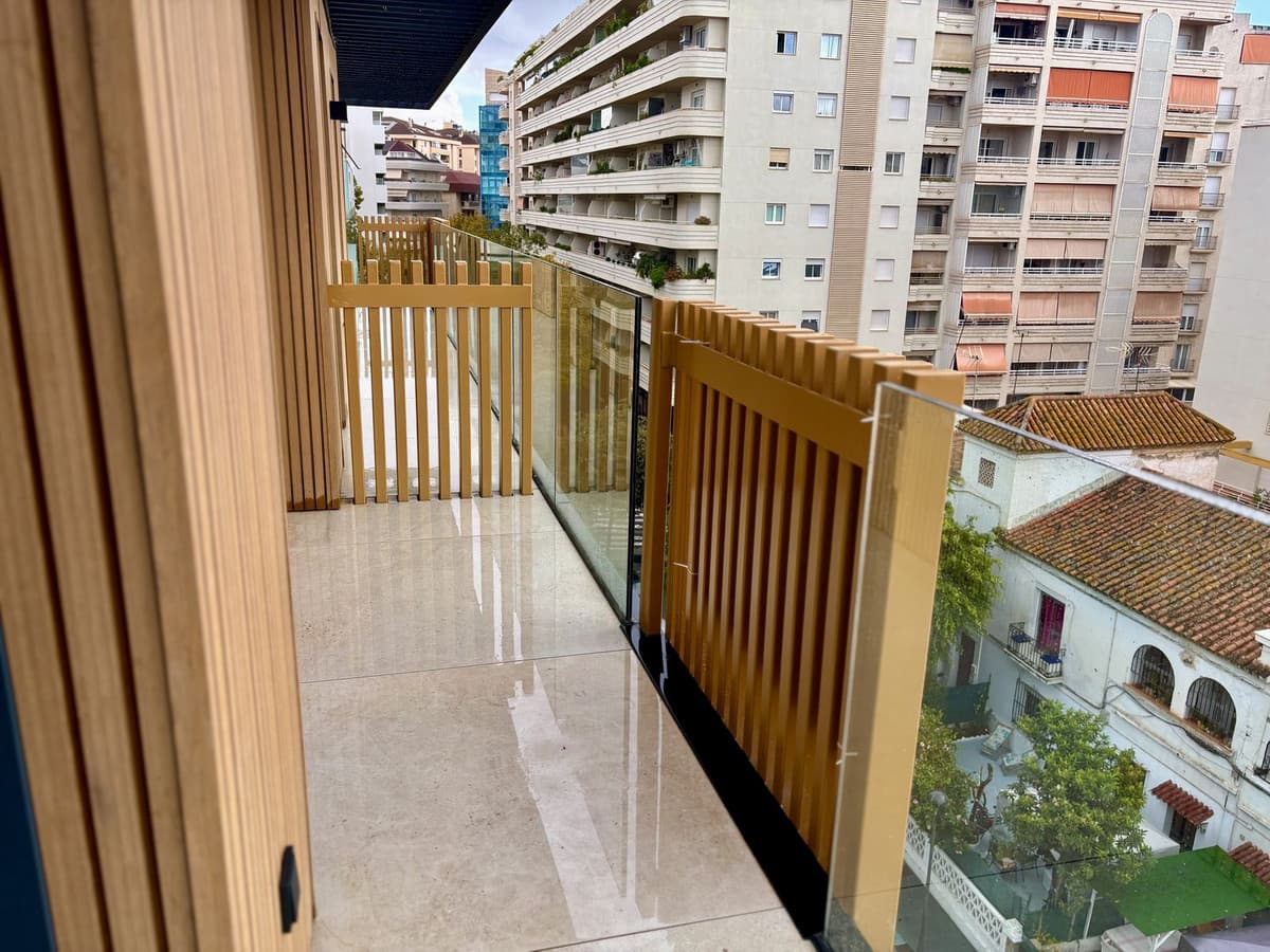Middle Floor Apartment in Marbella — photo 5 of 10