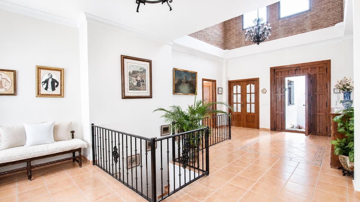 Cortijo in Estepona — photo 7 of 10