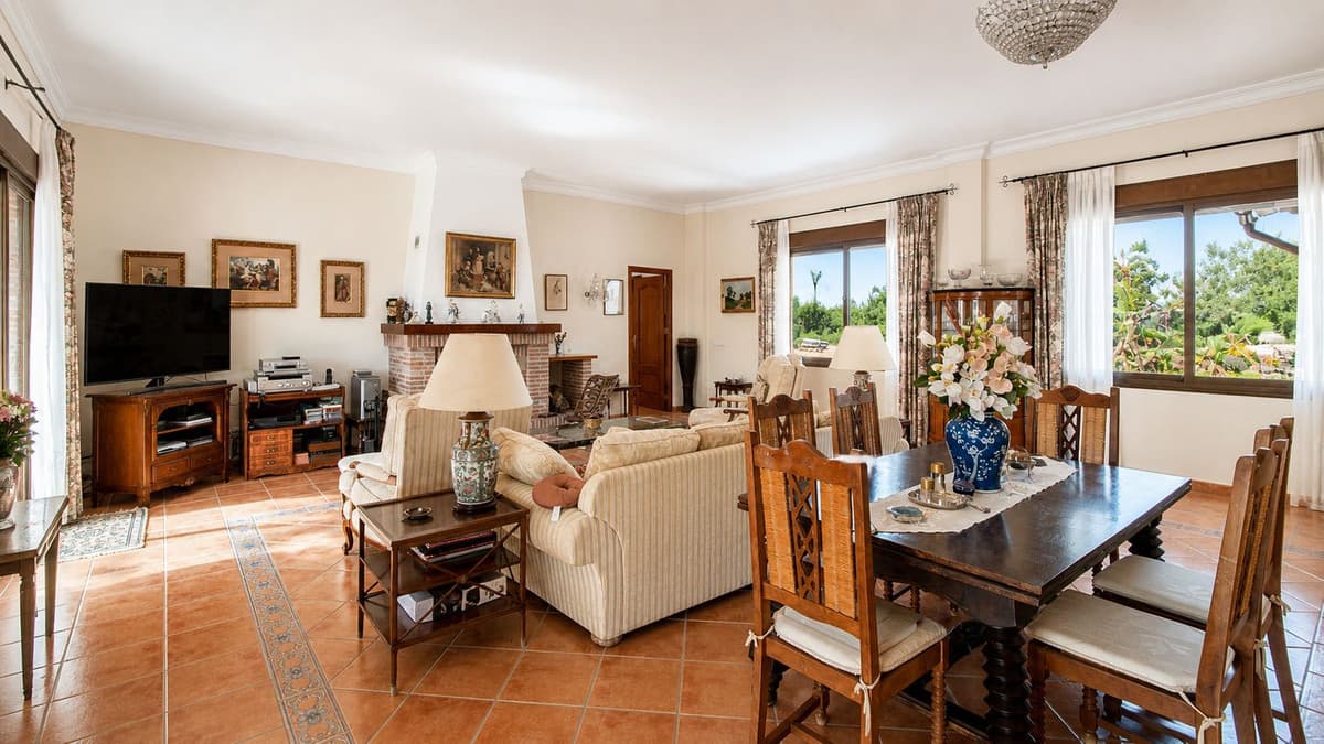 Cortijo in Estepona — photo 9 of 10