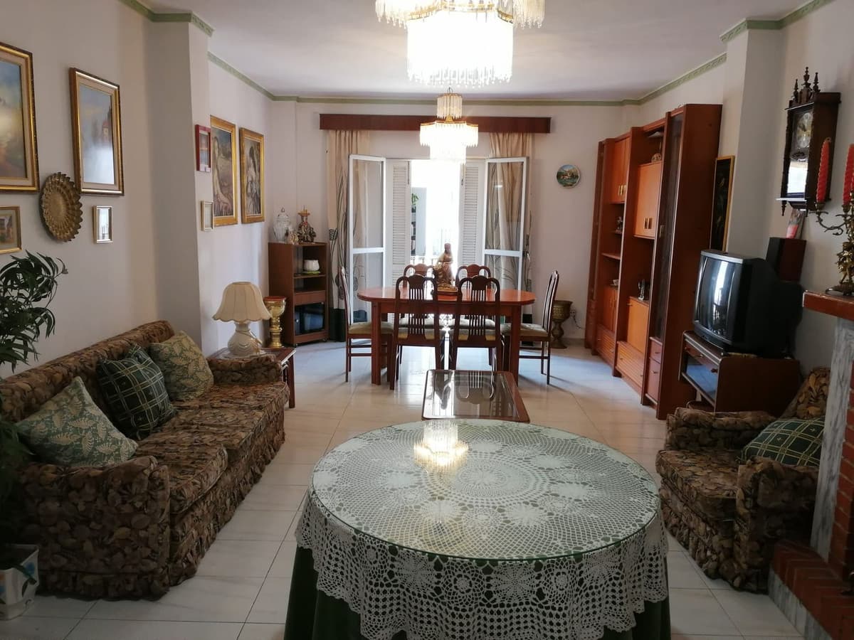 Townhouse in Alhaurín el Grande — photo 3 of 10