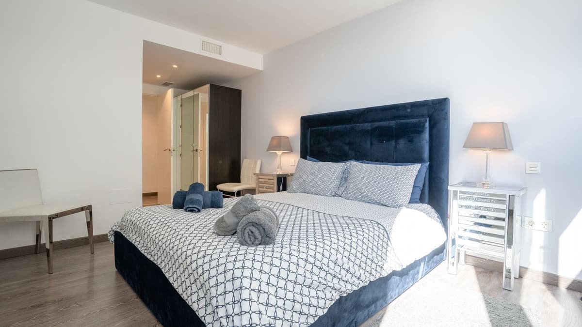 Middle Floor Apartment in Marbella — photo 5 of 10