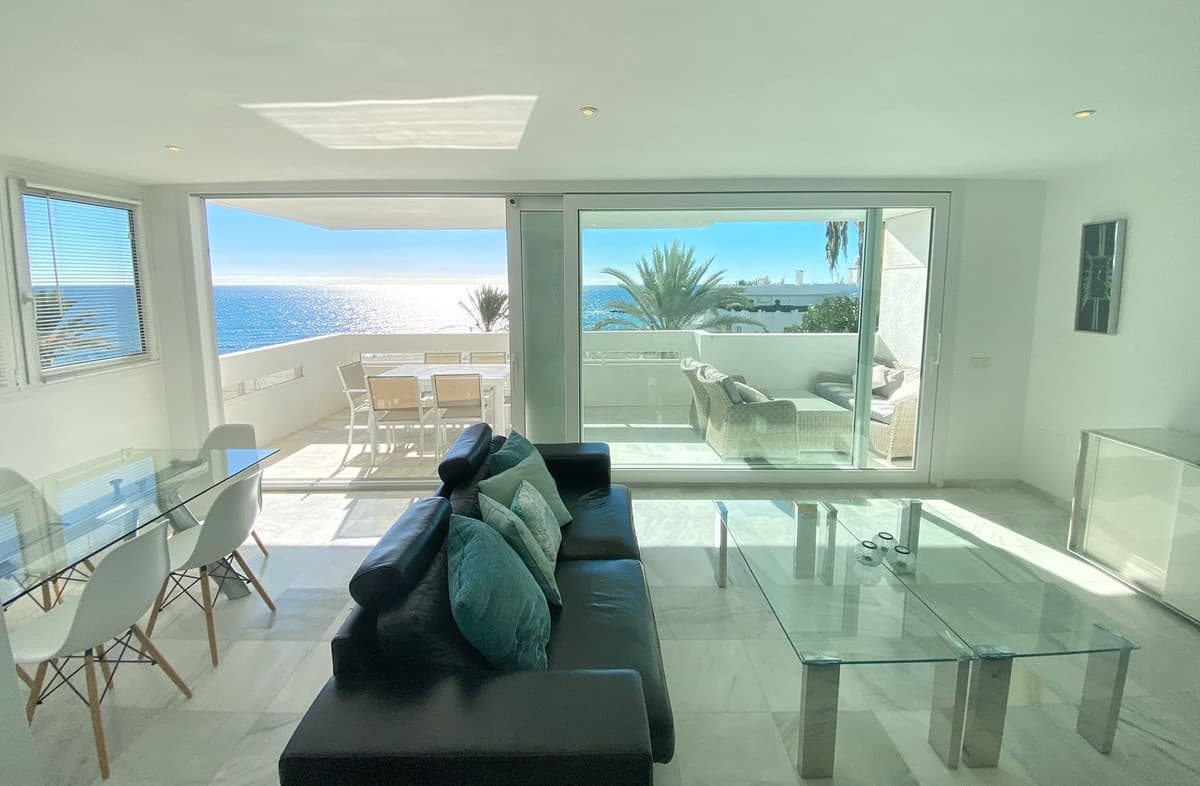 Middle Floor Apartment in Marbella — photo 8 of 10