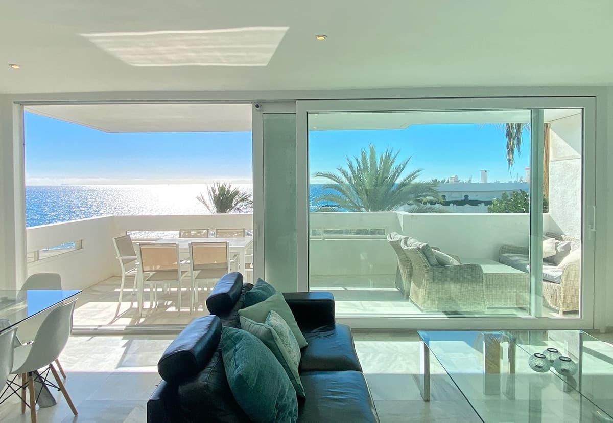 Middle Floor Apartment in Marbella — photo 10 of 10