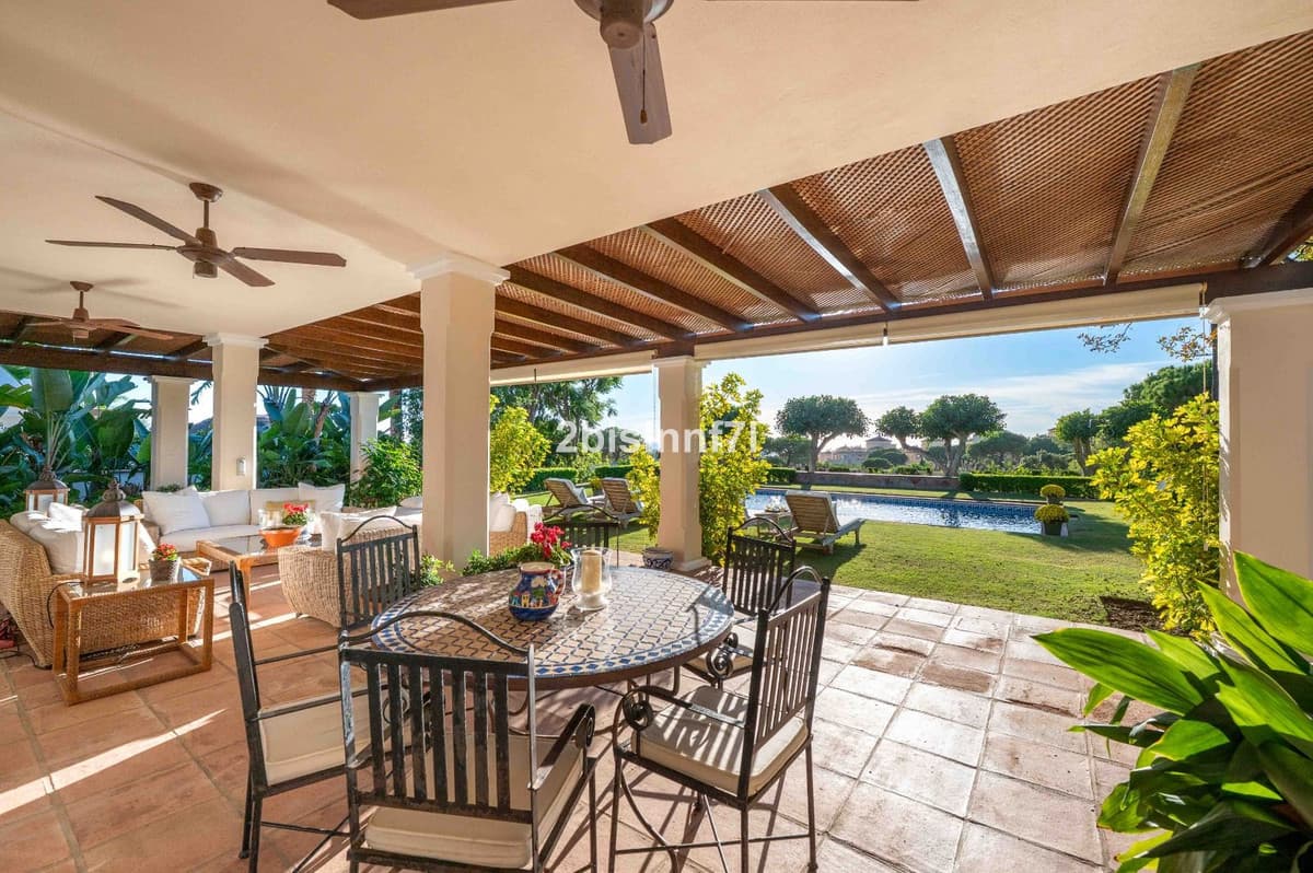 Detached Villa in Elviria — photo 7 of 10