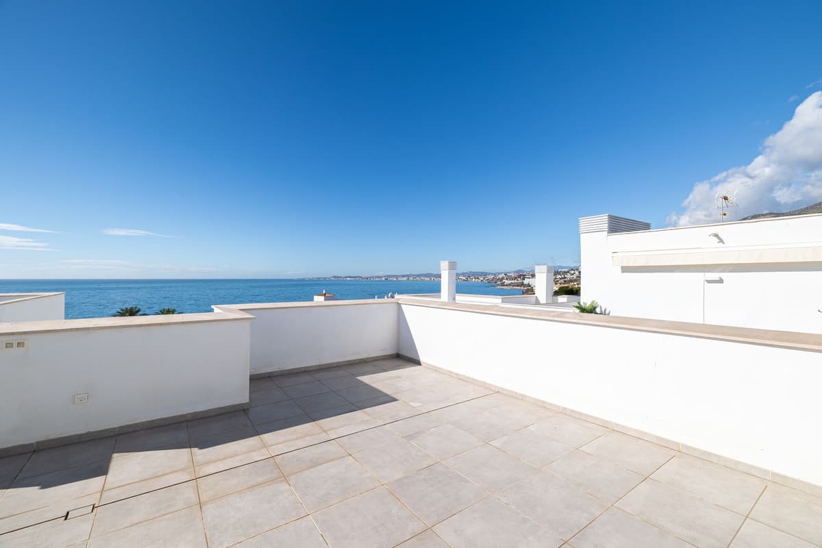 Penthouse in Benalmadena — photo 1 of 10