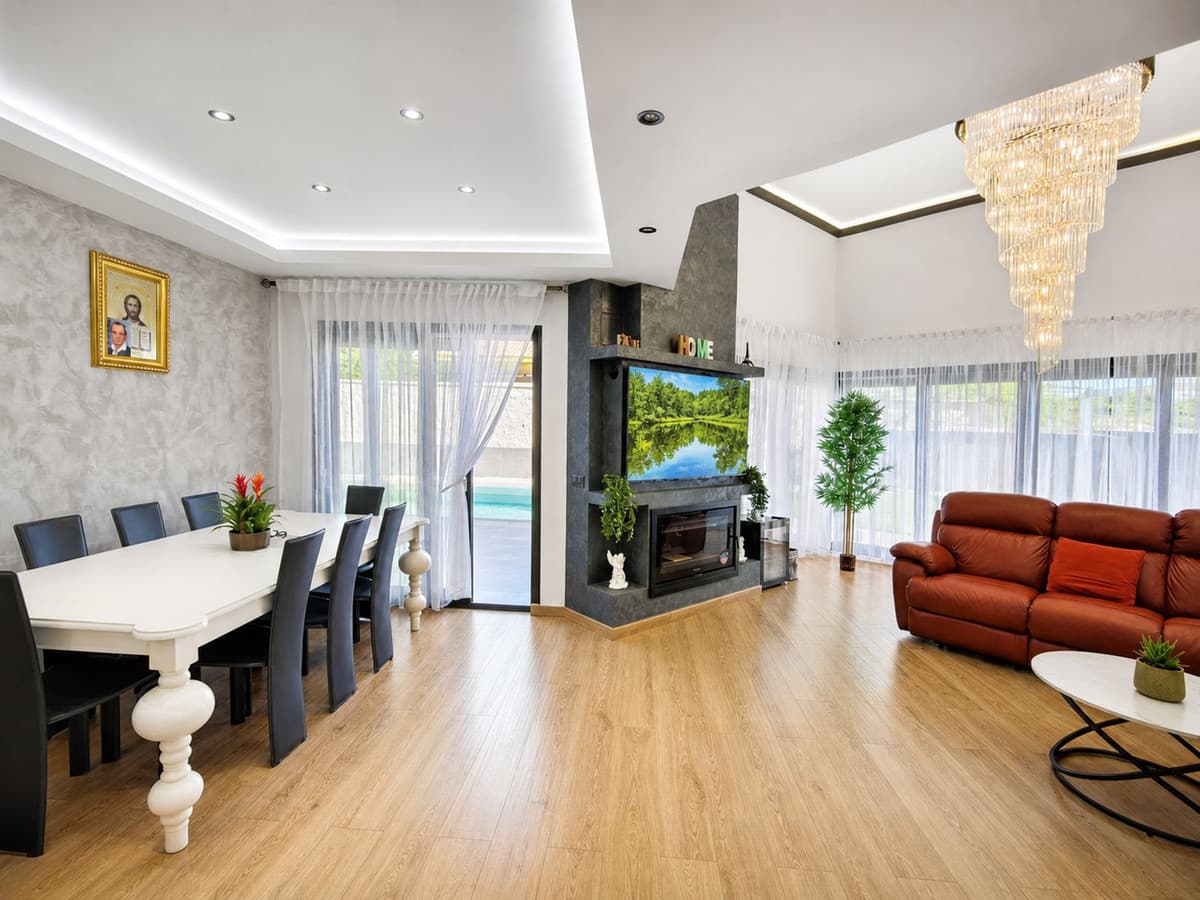 Detached Villa in Estepona — photo 5 of 10